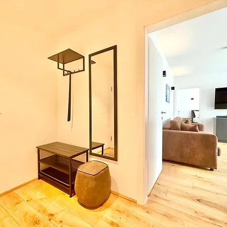 Appartement Moeblierte *